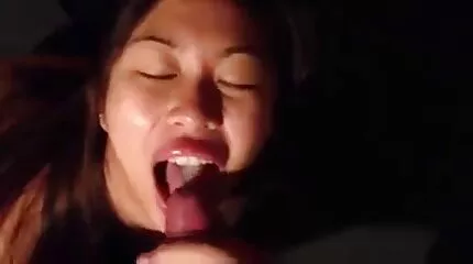 ผู้ชายคนหนึ่งได้แฟนของภรรยาของเขาเมาและระยำ วิ ดี โป๊