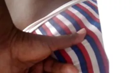 ความงามฟิตเนส busty วิดีโอ porn ยังไม่ยอมแพ้กับไก่ดำขนาดใหญ่