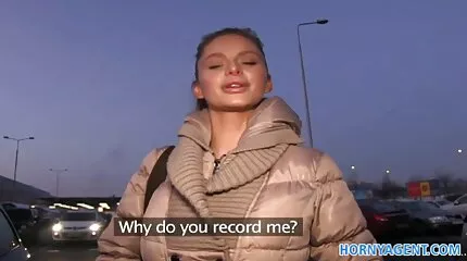 เปียก Blowjob ในห้องน้ำโดย MILF ดู คลิป วีดีโอ โป๊ กับหัวนมใหญ่